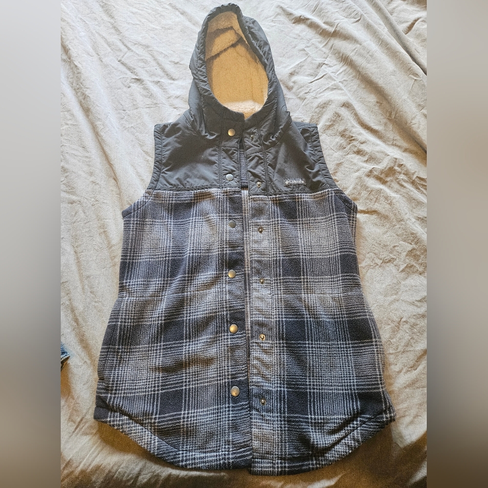 Columbia fleece vest